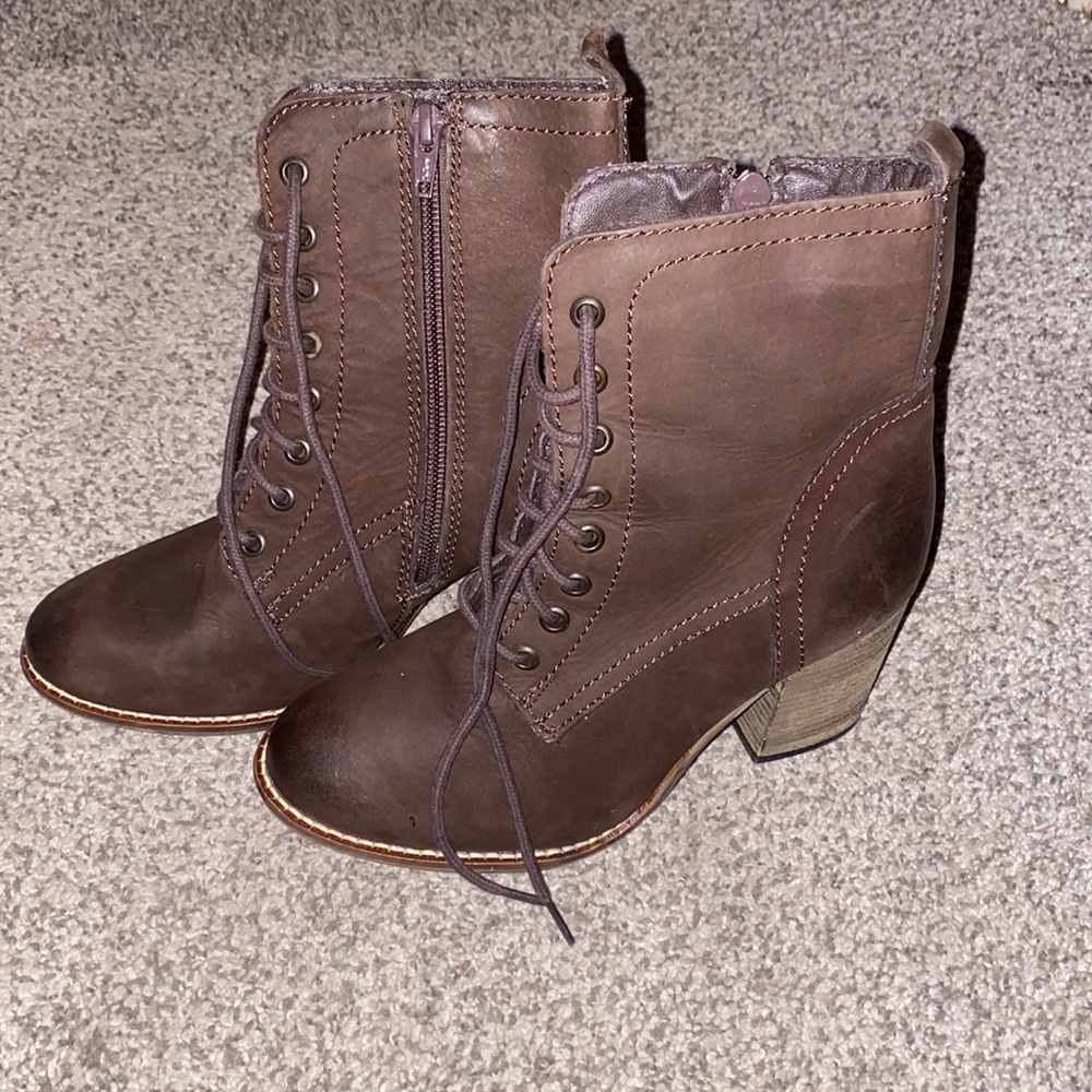 ☀️Steve Madden heeled boots